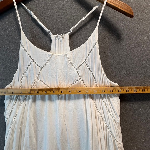 Lulus White Sleeveless‎ Tank Top Crochet Trim Details Casual Summer - Picture 2 of 7